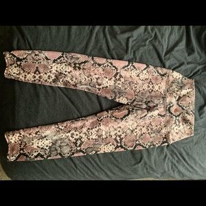 Snake Skin Patterned Leggings NWOT